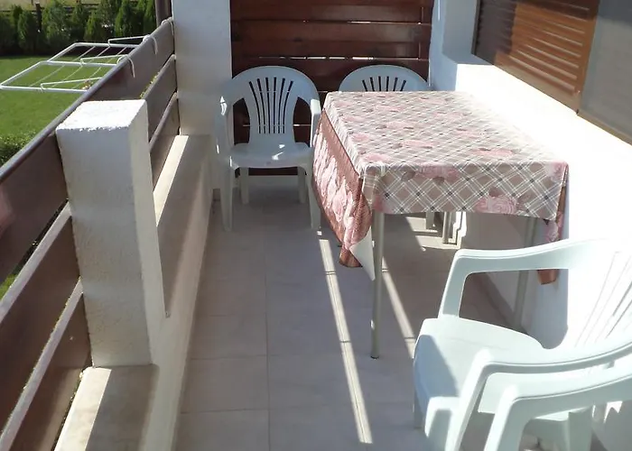 In Sunny Hill 3 Appartement