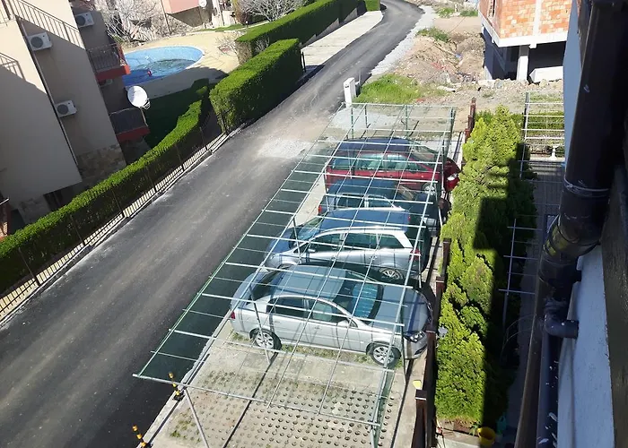 In Sunny Hill 3 Daire Süzebolu