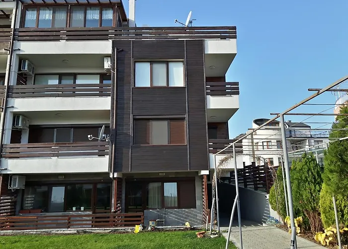 In Sunny Hill 3 * Sozopol